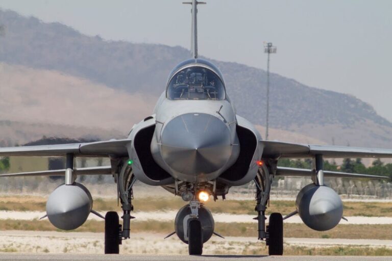 how much does it cost to charter a private jet